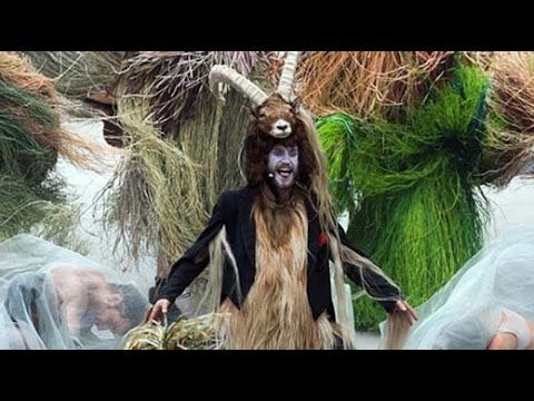 Festejos Pac&iacute;ficos: Celebraci&oacute;n con Banderas
