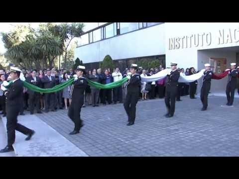 Ceremonias C&iacute;vicas con Banderas: Fortaleciendo la Identidad Comunitaria