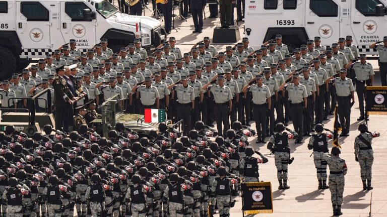 El Significado del Respeto a las Banderas en Tiempos de Paz