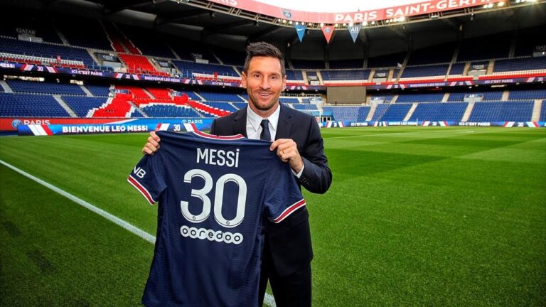 Paris Saint-Germain: Innovaci&oacute;n en Ense&ntilde;as Deportivas